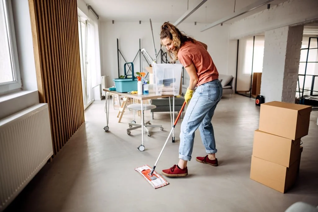 moving-in-cleaning